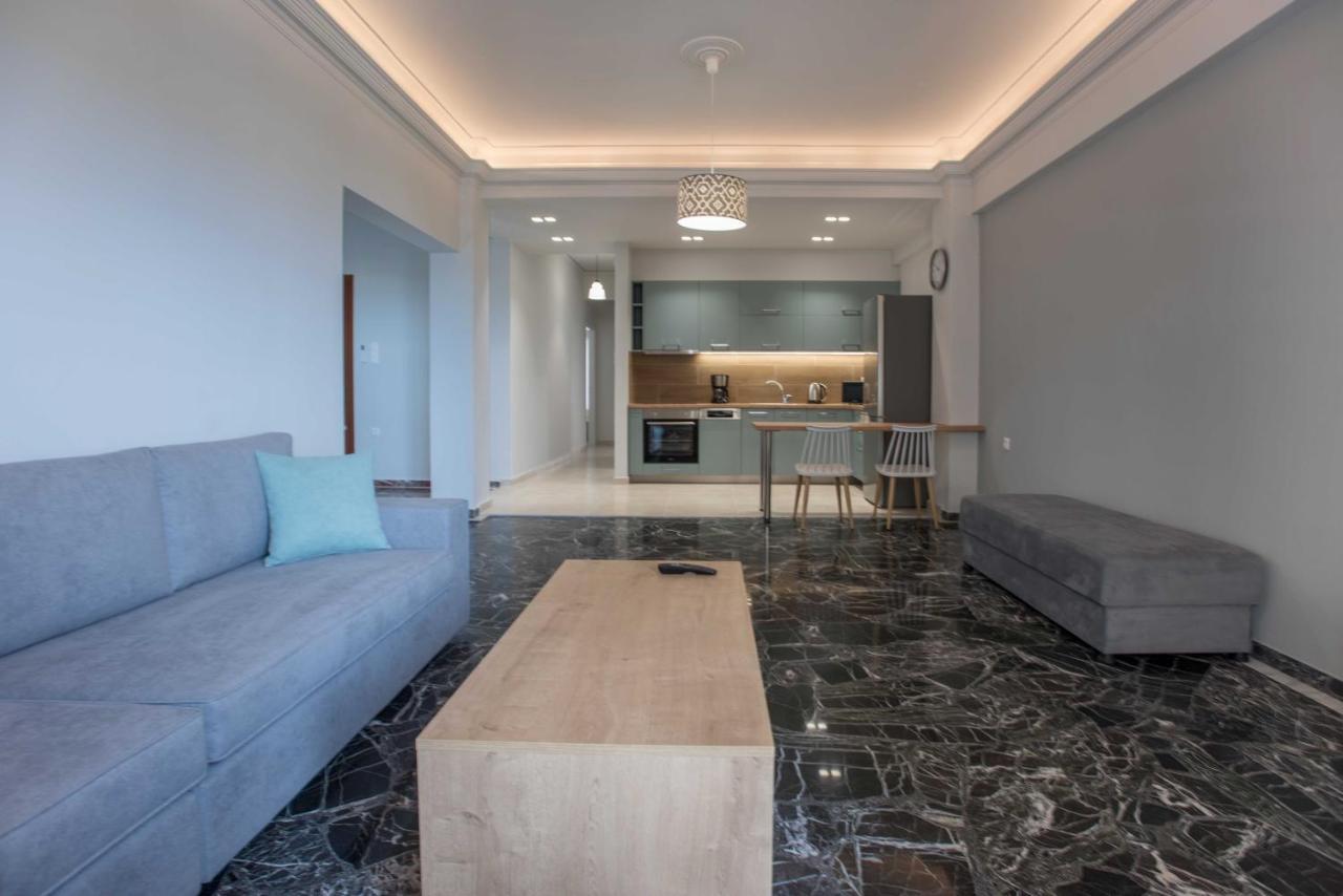 Central Spacious Apt Close To Port-Sites W/View 2 이라클리온 외부 사진
