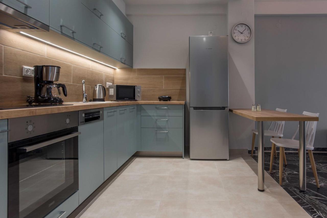 Central Spacious Apt Close To Port-Sites W/View 2 이라클리온 외부 사진