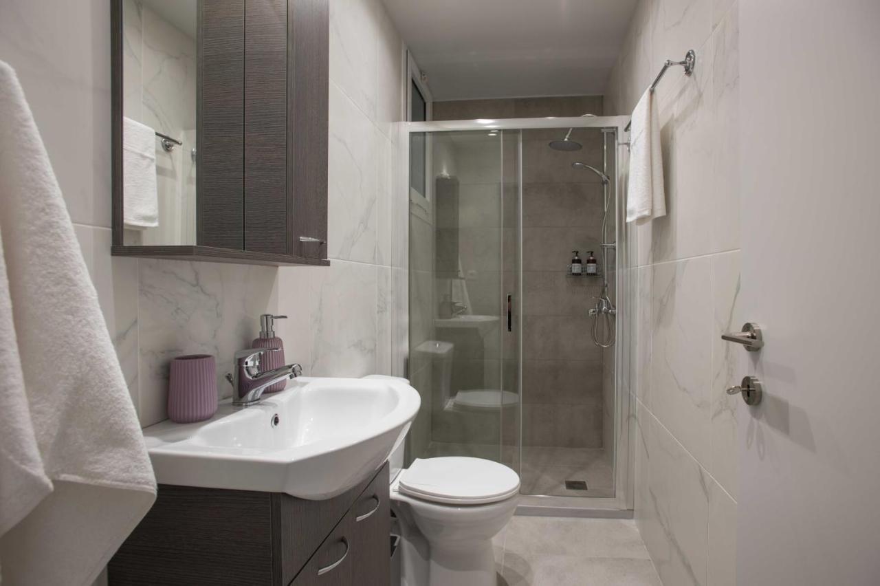 Central Spacious Apt Close To Port-Sites W/View 2 이라클리온 외부 사진
